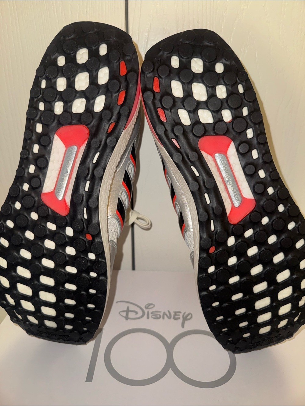 Adidas Ultra Boost 1.0 “Disney 100th Anniversary” - Picture 5 of 8